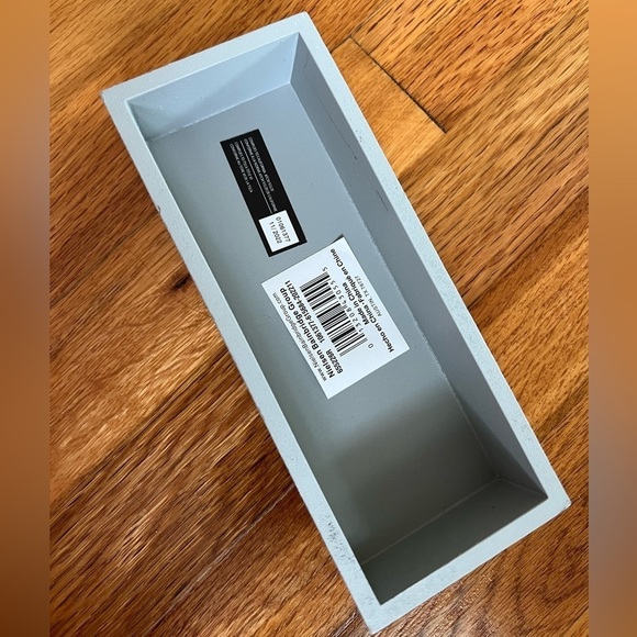 Happy Easter Decor - Picture 3 of 5